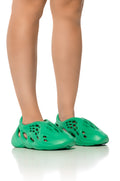 SUPERBASS FLATFORM SNEAKER IN GREEN
