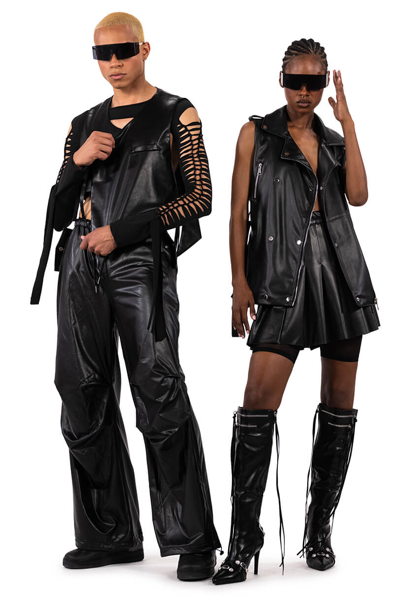 COUNT ON ME PLEATED FAUX LEATHER MINI SKIRT