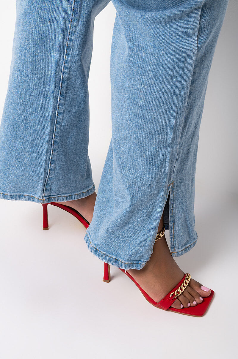 DAD JEANS WITH SIDE SLIT
