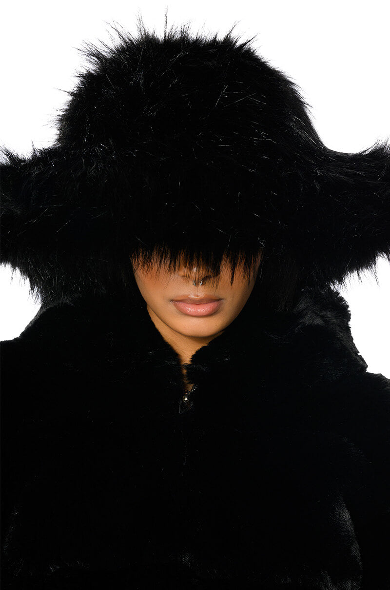 DIVINE FEMININE OVERSIZED FAUX FUR BUCKET HAT