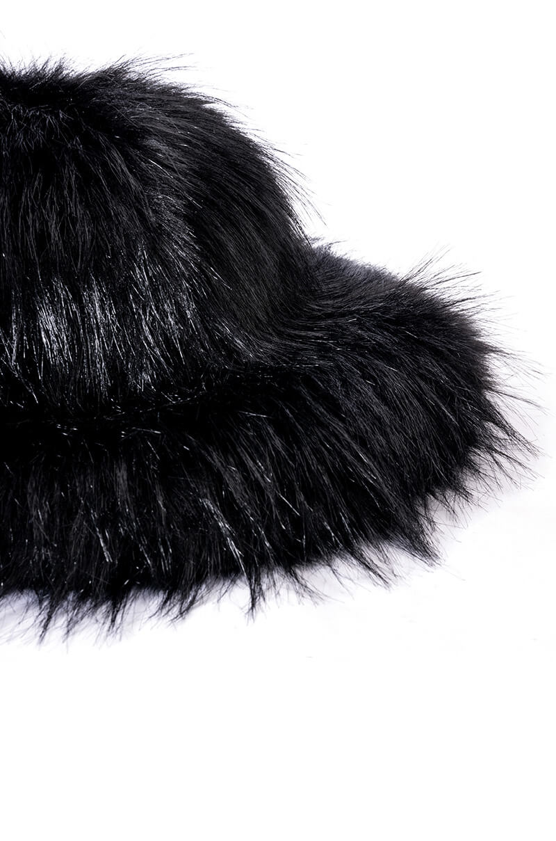 DIVINE FEMININE OVERSIZED FAUX FUR BUCKET HAT