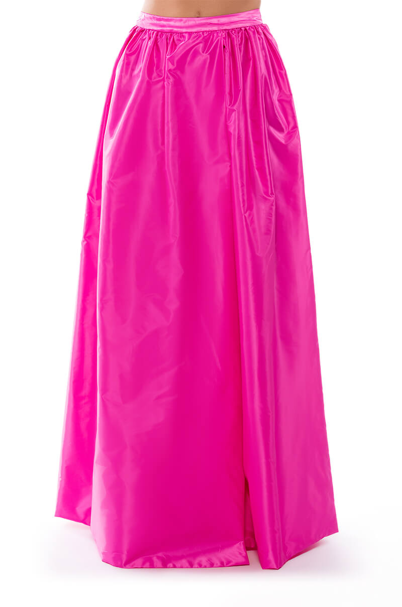 DRESS LIKE ROYALTY FULL VOLUME MAXI SKIRT