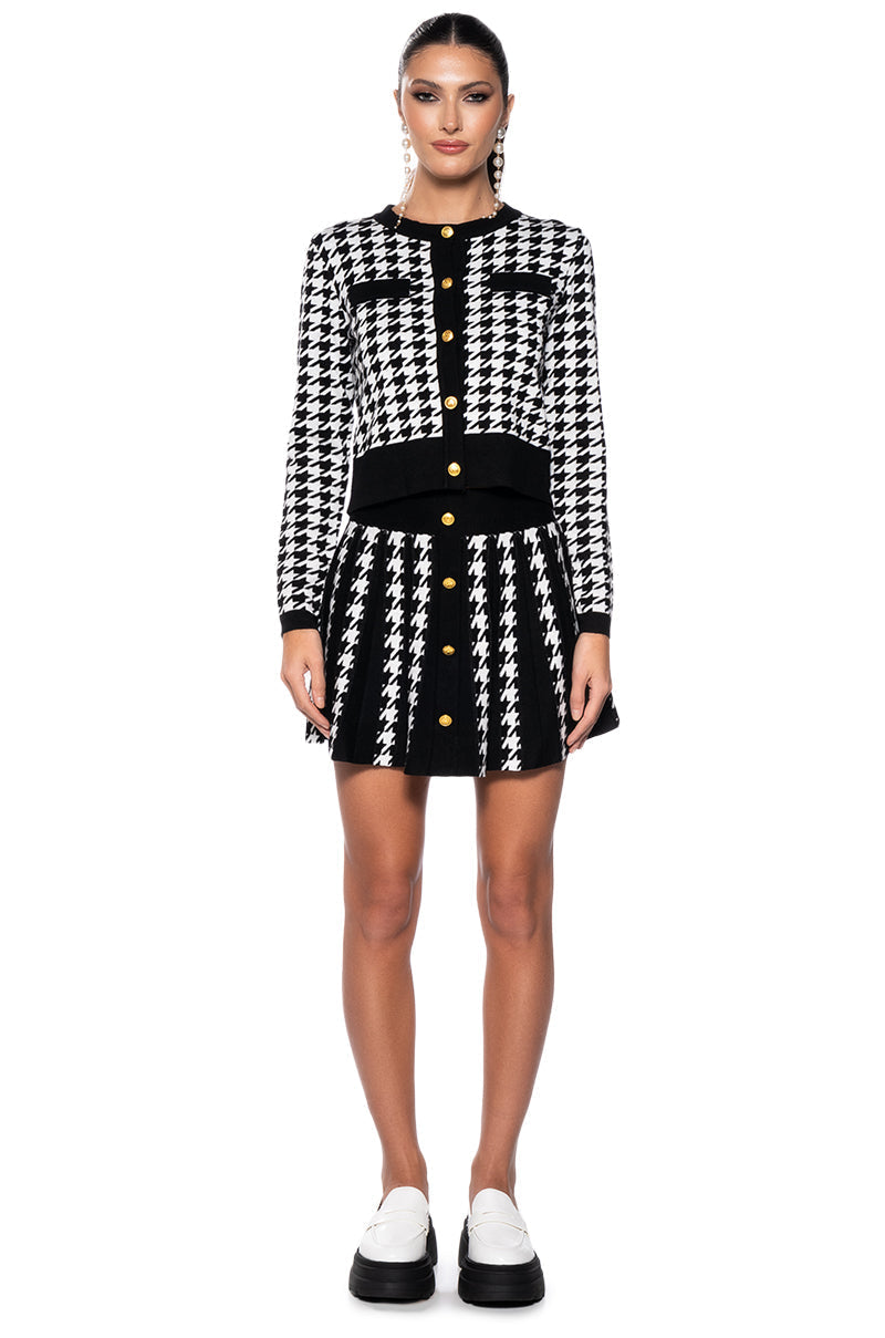 DUTCHESS HOUNDSTOOTH CARDIGAN