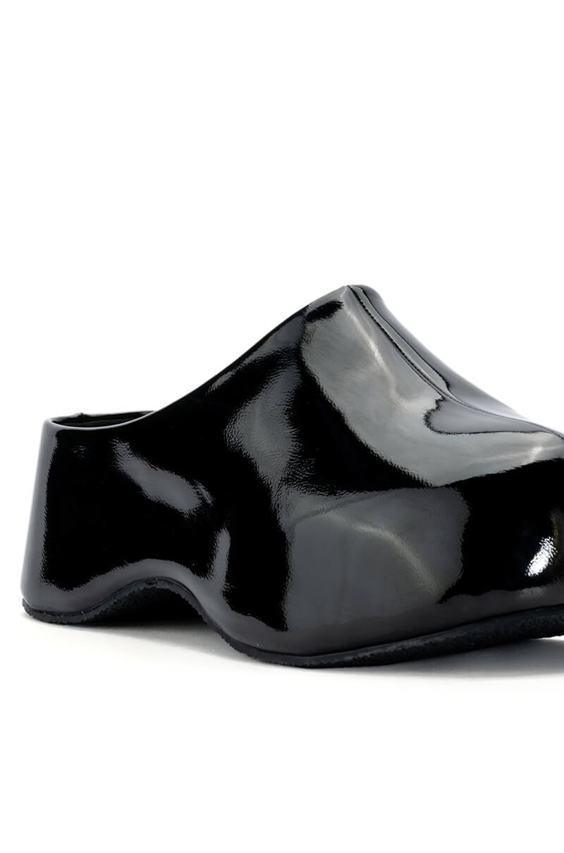 EMELIA EMBELLISHED CLOG IN BLACK