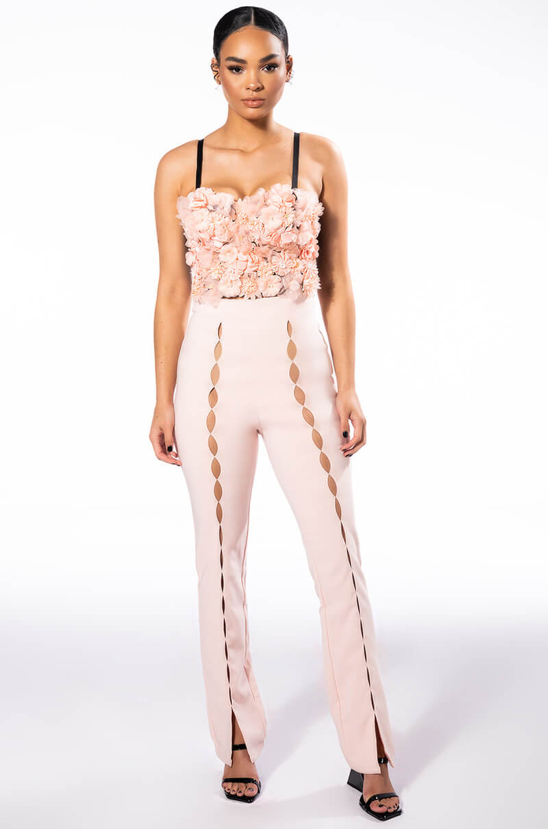 FULL BLOOM FLORAL CROP TOP