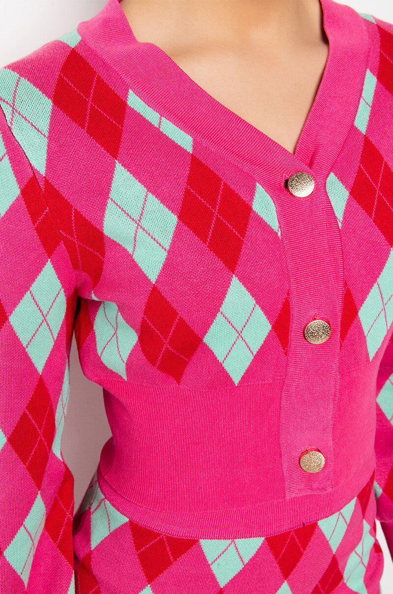 GET A CLUE KNIT CROP CARDIGAN