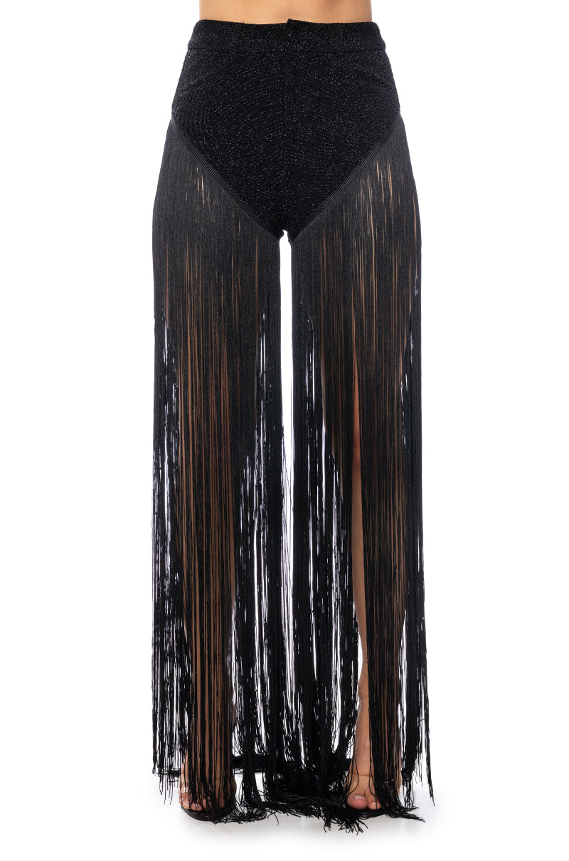 GLIMPSE OF ME FRINGE SHORTS