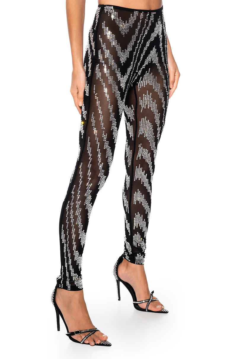 GOOD TIMES EMBELLISHED SKINNY PANT