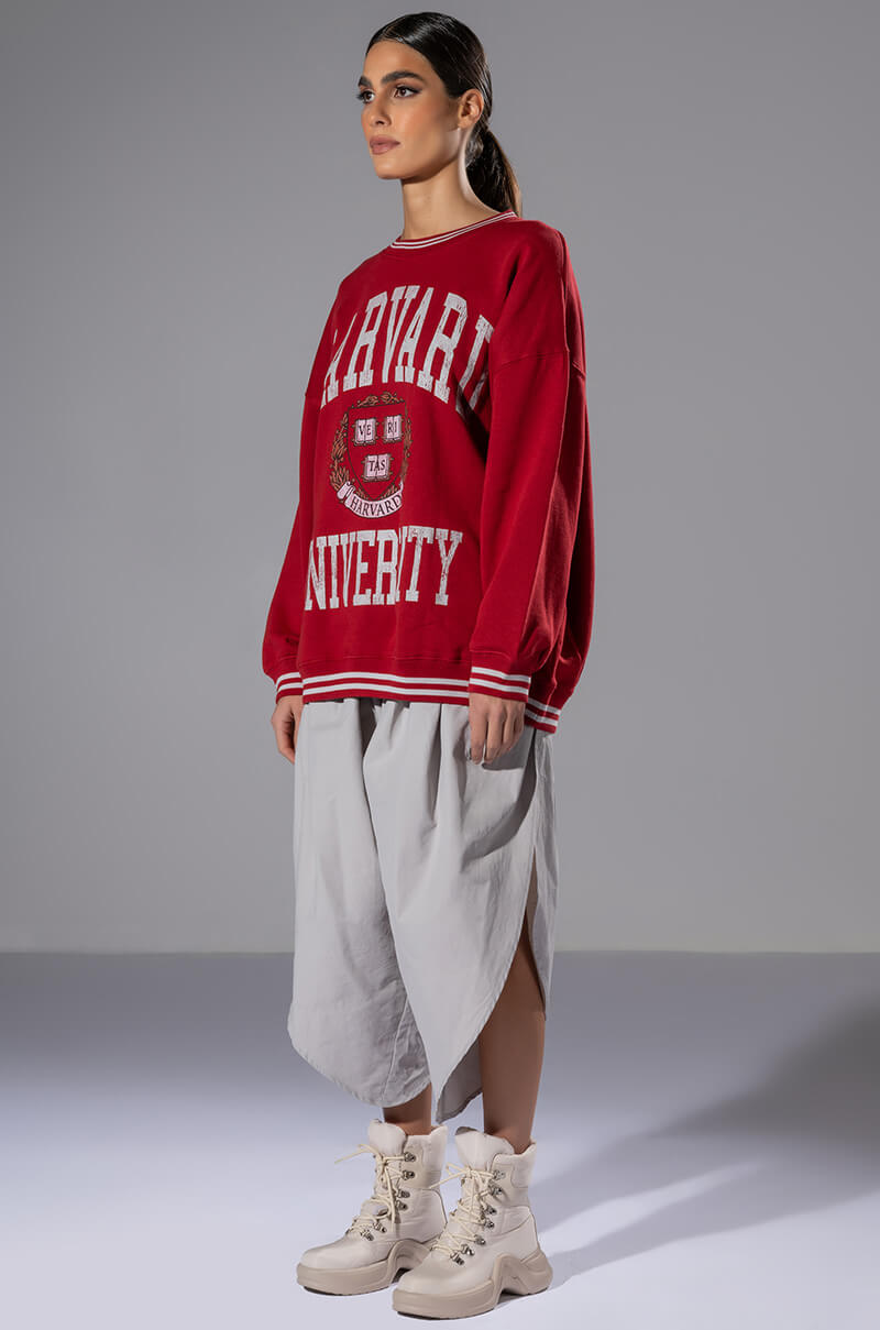 HARVARD OVERSIZED SWEATSHIRT
