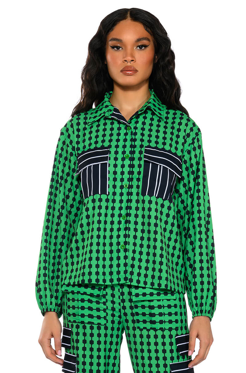 HATTIE CONTRAST BUTTON DOWN BLOUSE