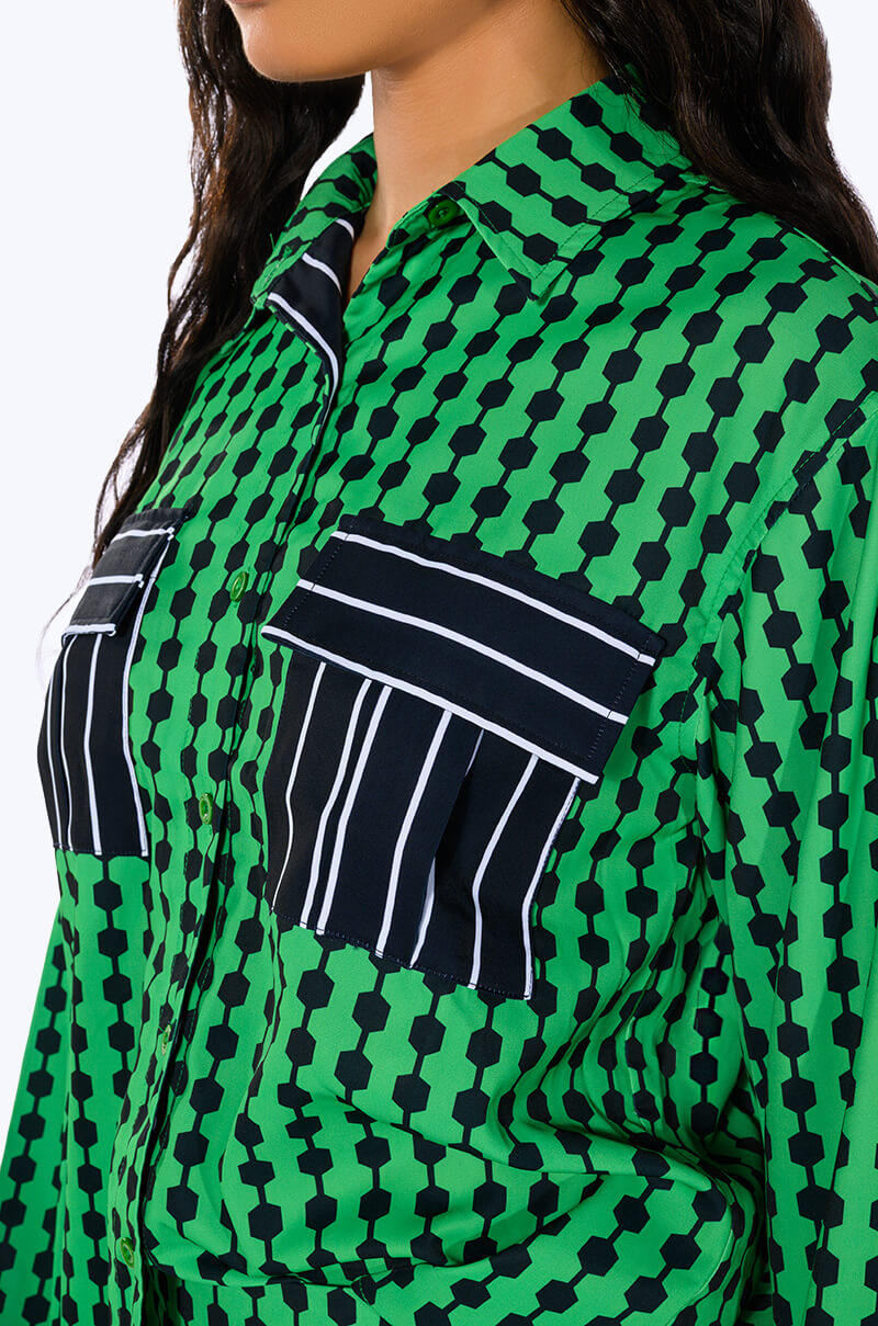 HATTIE CONTRAST BUTTON DOWN BLOUSE