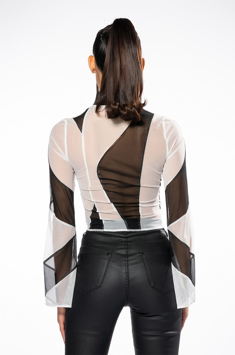 HOMETOWN MESH LONG SLEEVE TOP