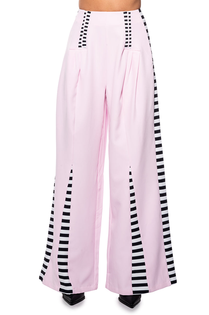 HOT GIRL STRIPED STATEMENT TROUSER