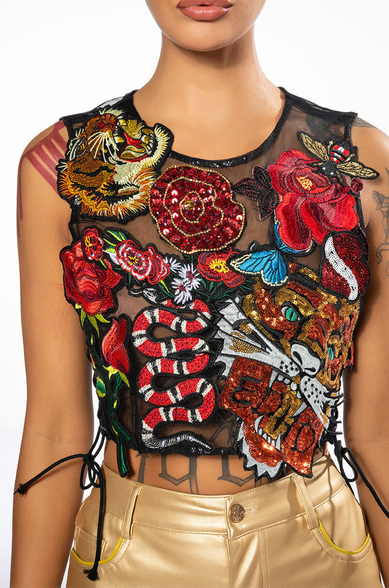 INKED SLEEVELESS SEQUIN APPLIQUE CROP TOP