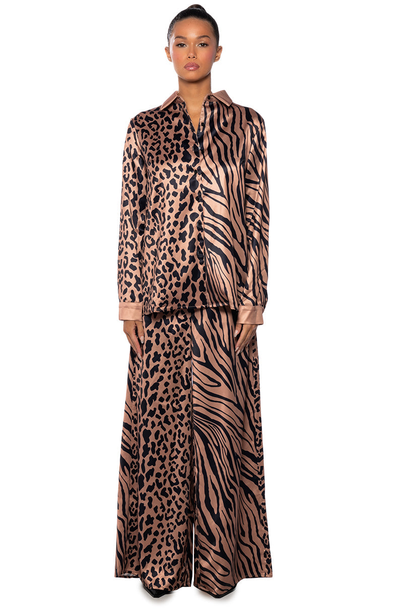 INTO THE NIGHT WIDE LEG PULL ON PANT IN BROWN MULTI