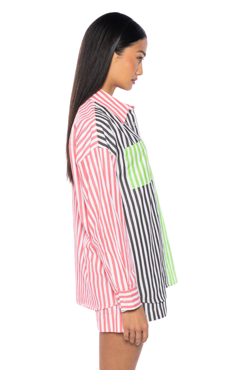 JOSLIN COLOR BLOCKED POPLIN BUTTON DOWN TOP