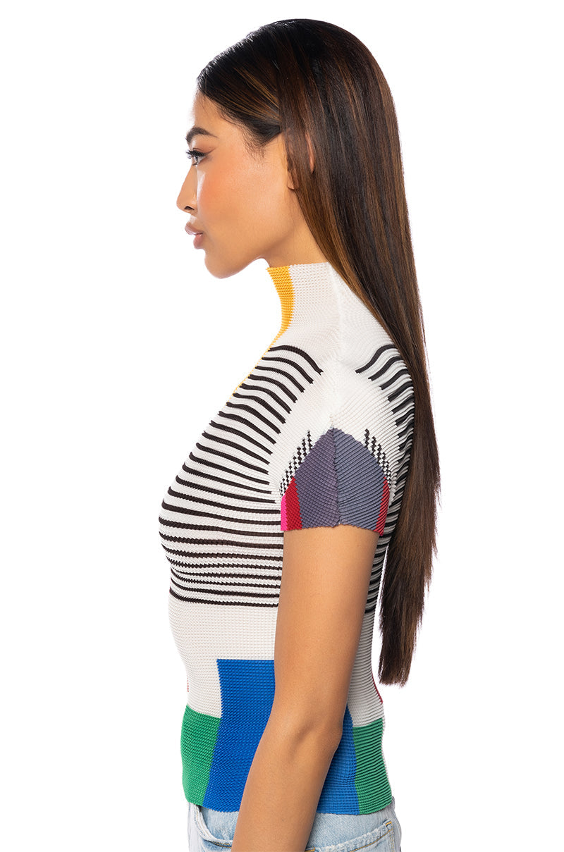 JULLIANNA TEXTURED CAP SLEEVE TOP