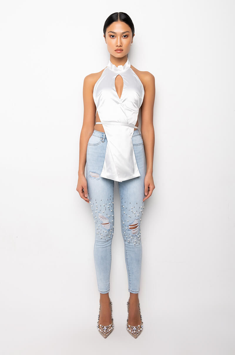 KINU KEY HOLE OPEN BACK BLOUSE