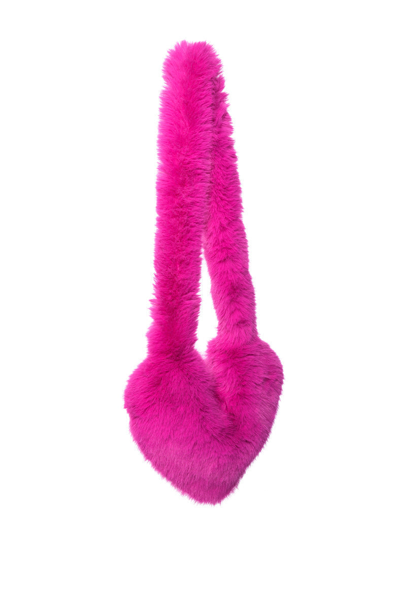 LANA FAUX FUR HEART BAG IN PINK