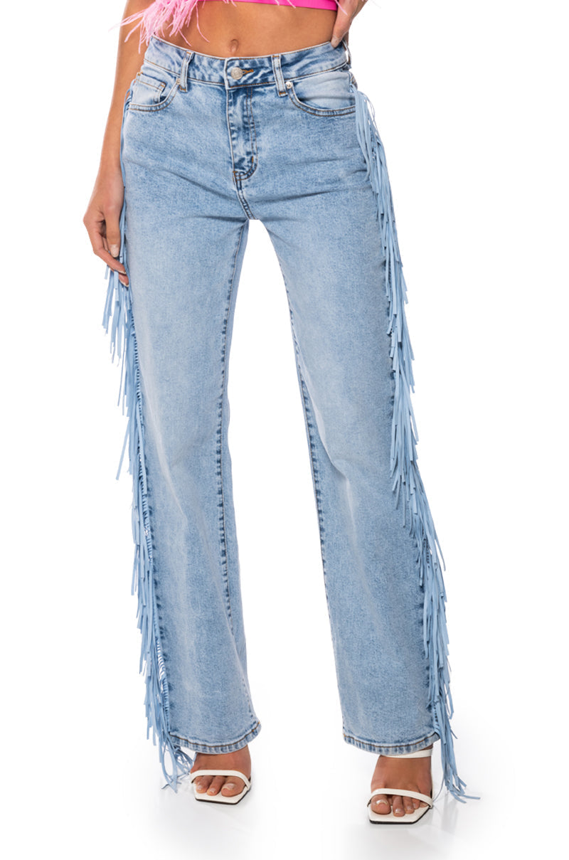 LET LOOSE FRINGE SIDE JEANS