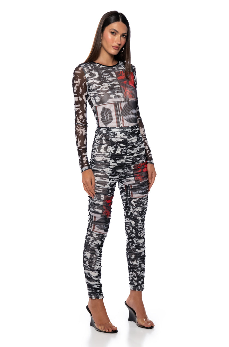 LIPS ARE SEALED RUCHED MESH LEGGING