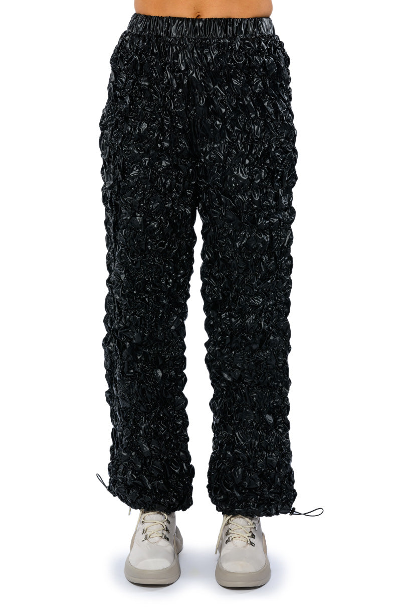 LOSE CONTROL TEXTURED PANTS