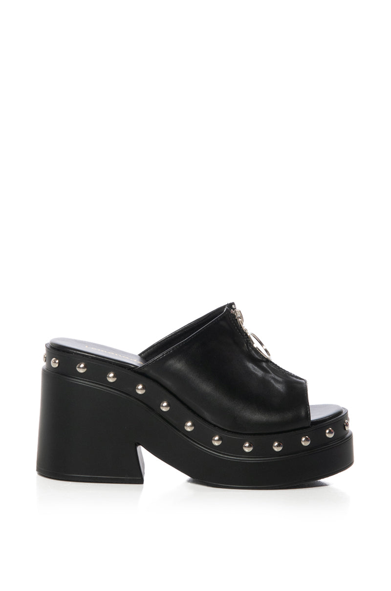 RAMI CHUNKY SANDAL IN BLACK