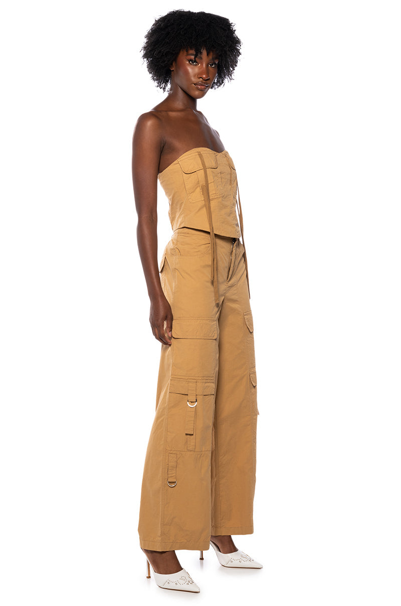 MINDING MINE WIDE LEG CARGO PANT IN BEIGE