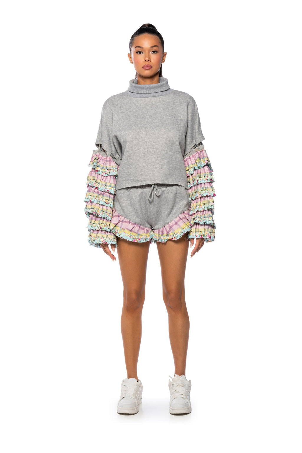 MODERN ESSENCE RUFFLE SLEEVE PULLOVER