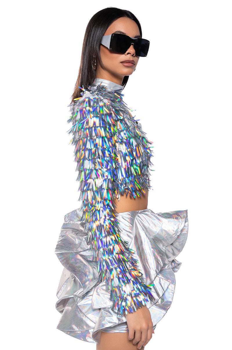 NEO ONE SLEEVED BUCKLE TOP