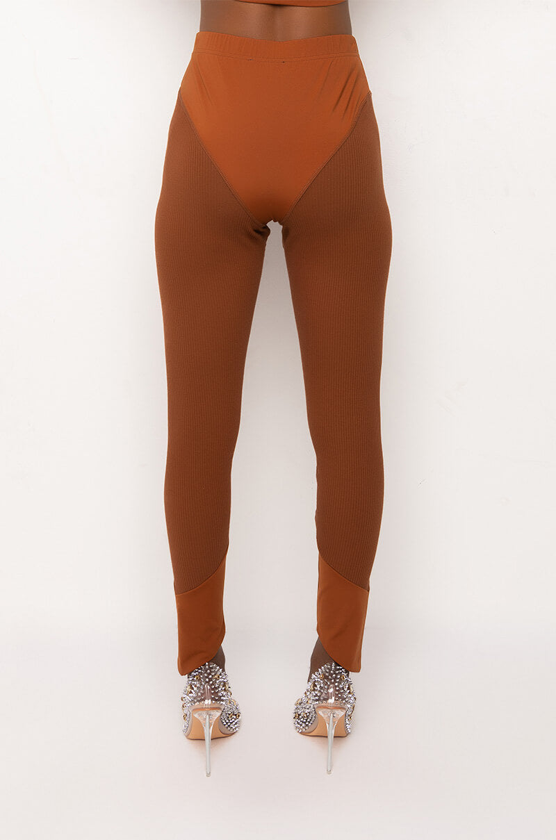 CHARIS RIBBED LEGGING