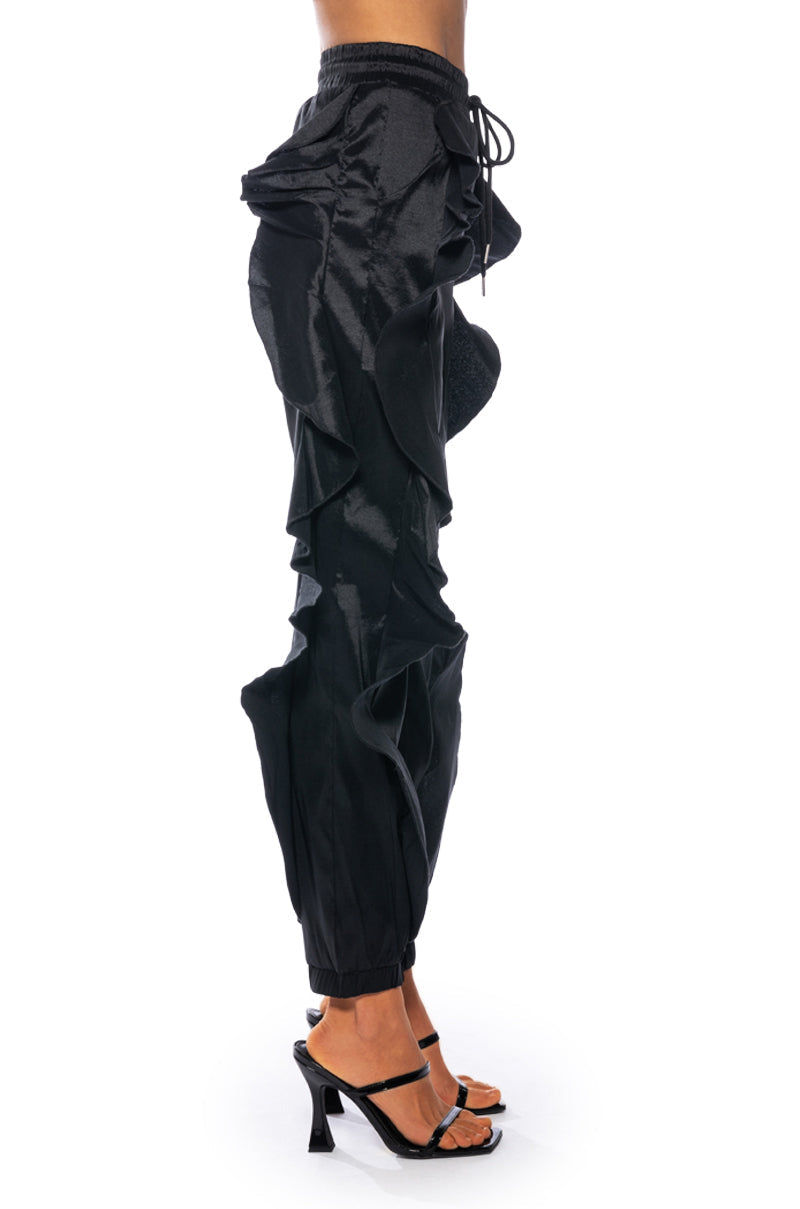 MELANIE RUFFLE DETAILED JOGGER