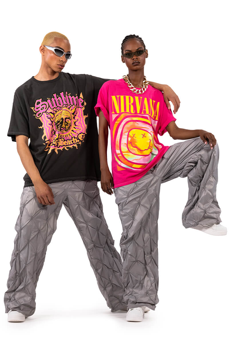NIRVANA OFFICIAL LOGO OVERSIZED BAND TEE