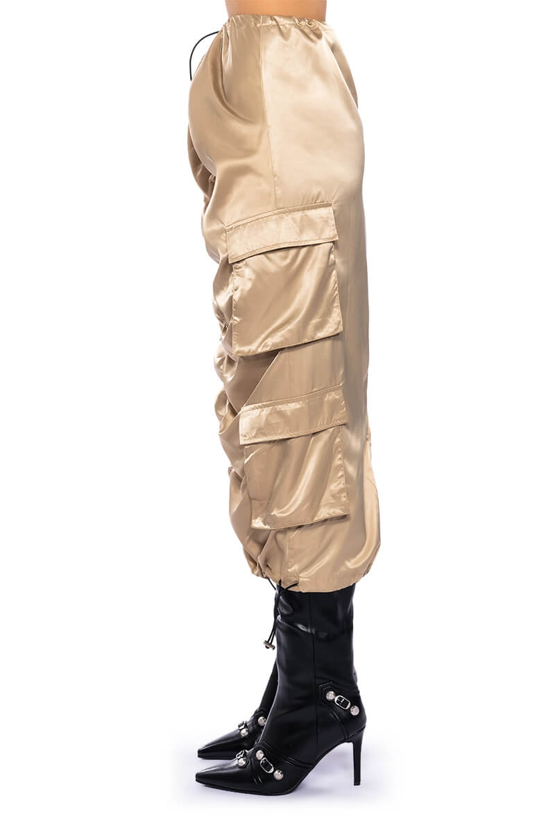 NO STOPPIN ME CARGO MIDI SKIRT