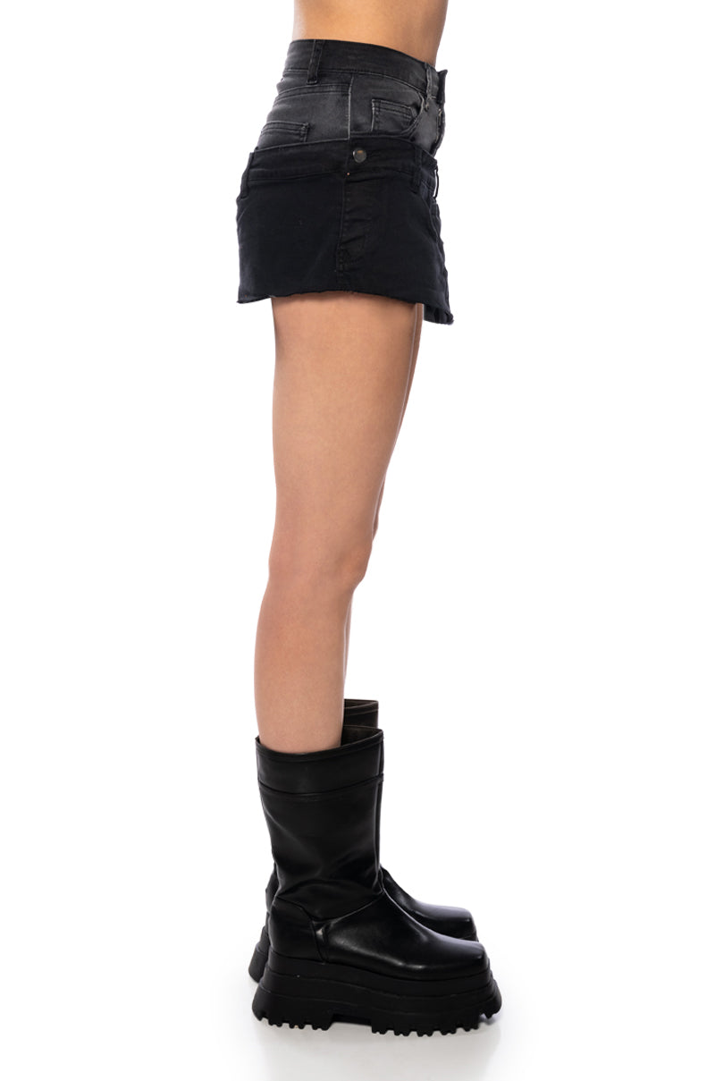 NOTICE ME DENIM MINI SKIRT