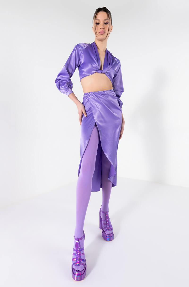 ON MY LEVEL TWIST FRONT SATIN CROP BLOUSE