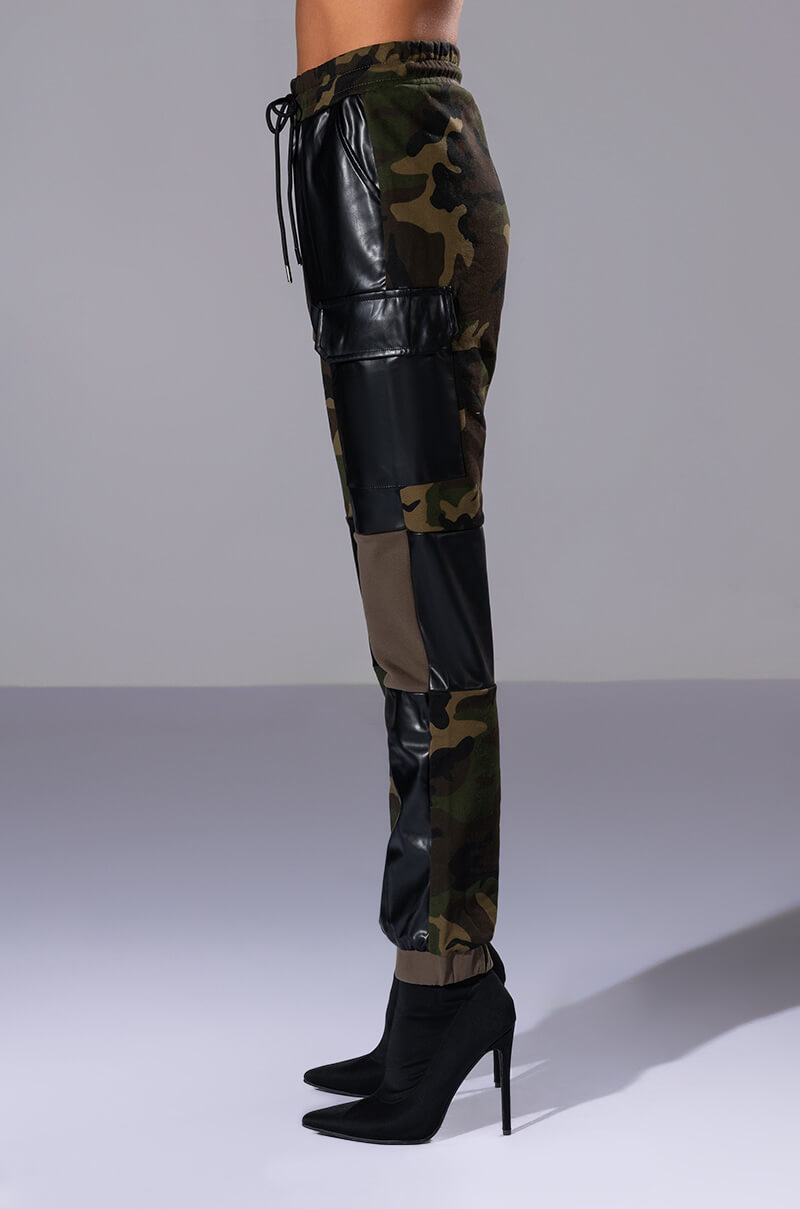 ONE AND ONLY COLORBLOCK JOGGER