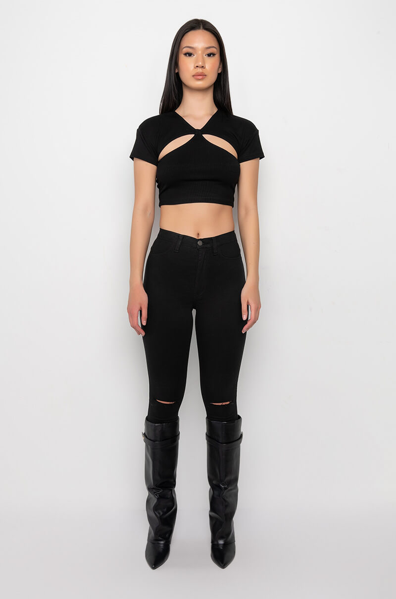 EUROPA RIBBED CUTOUT CROP TOP