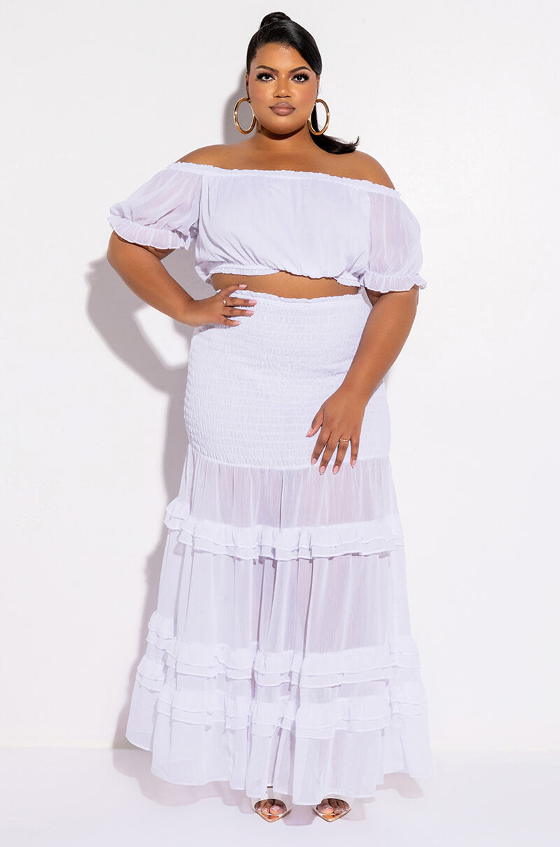 PLUS DELILAH SMOCKED MAXI SKIRT