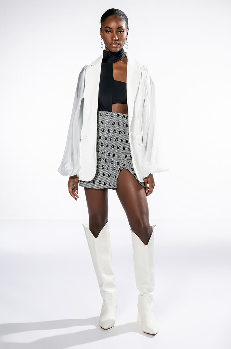 PRISCILLA PRESELY CHIFFON SLEEVE BLAZER