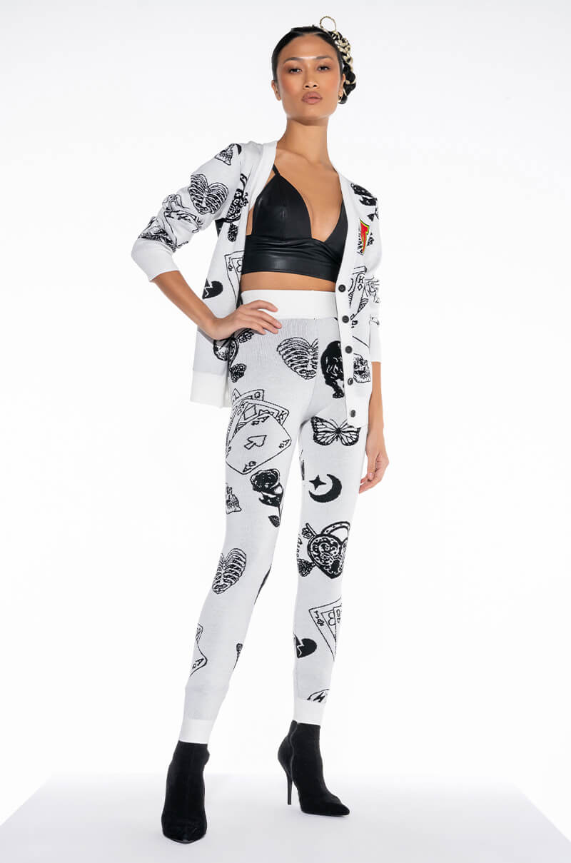 ROLL THE DICE KNIT JOGGER