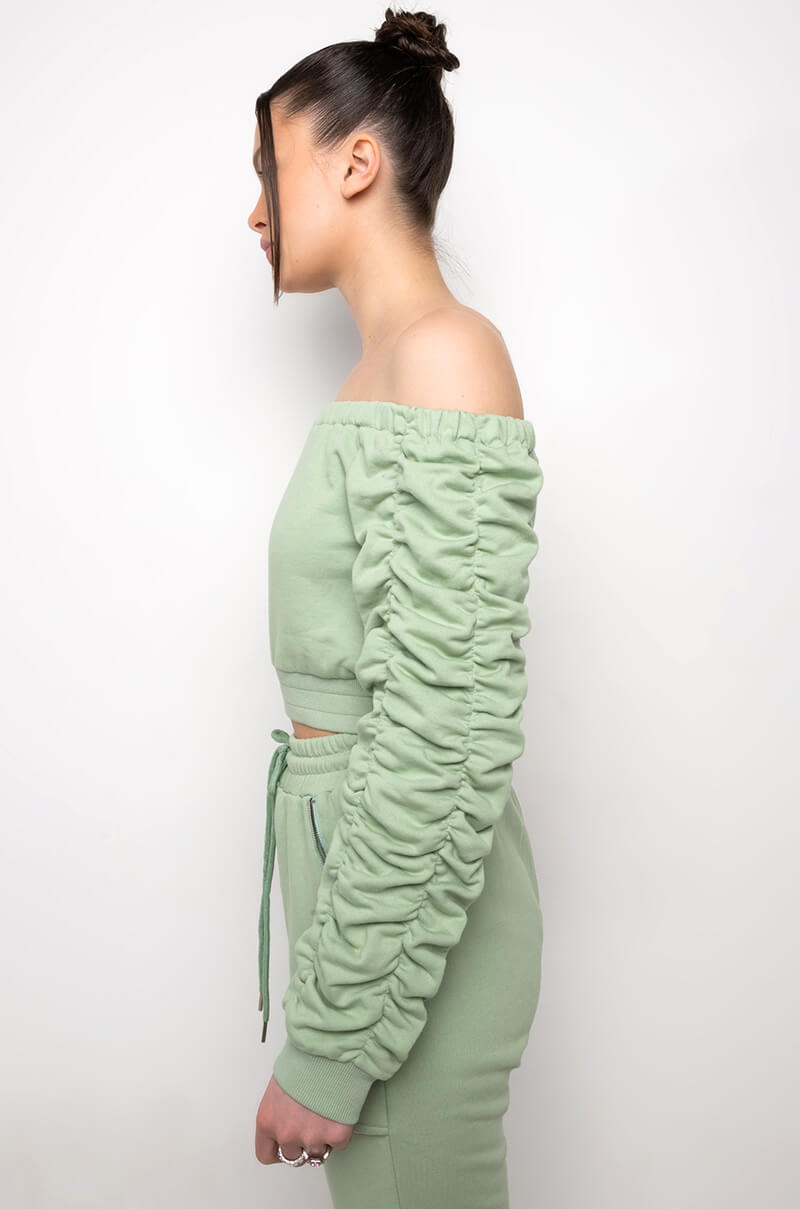 NOAH OFF THE SHOULDER RUCHED SWEATSHIRT