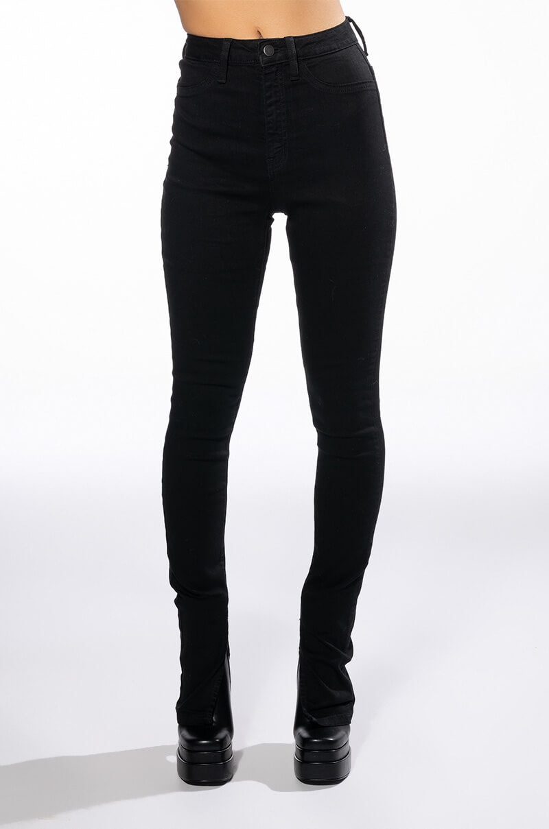 SEXY DENIM HIGH RISE DENIM