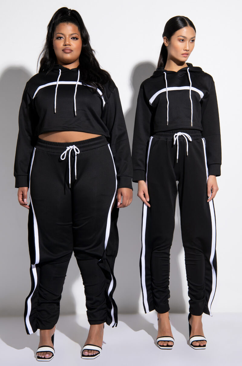 RUMORS CROPPED HOODIE