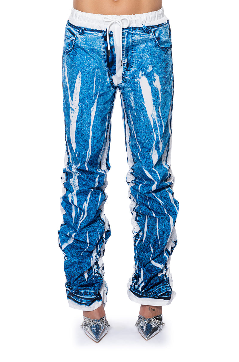 SECOND LOOK PRINTED PARACHUTE PANT