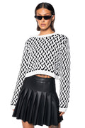 SOFT AND SWEET PATTERNED CROP SWEATER