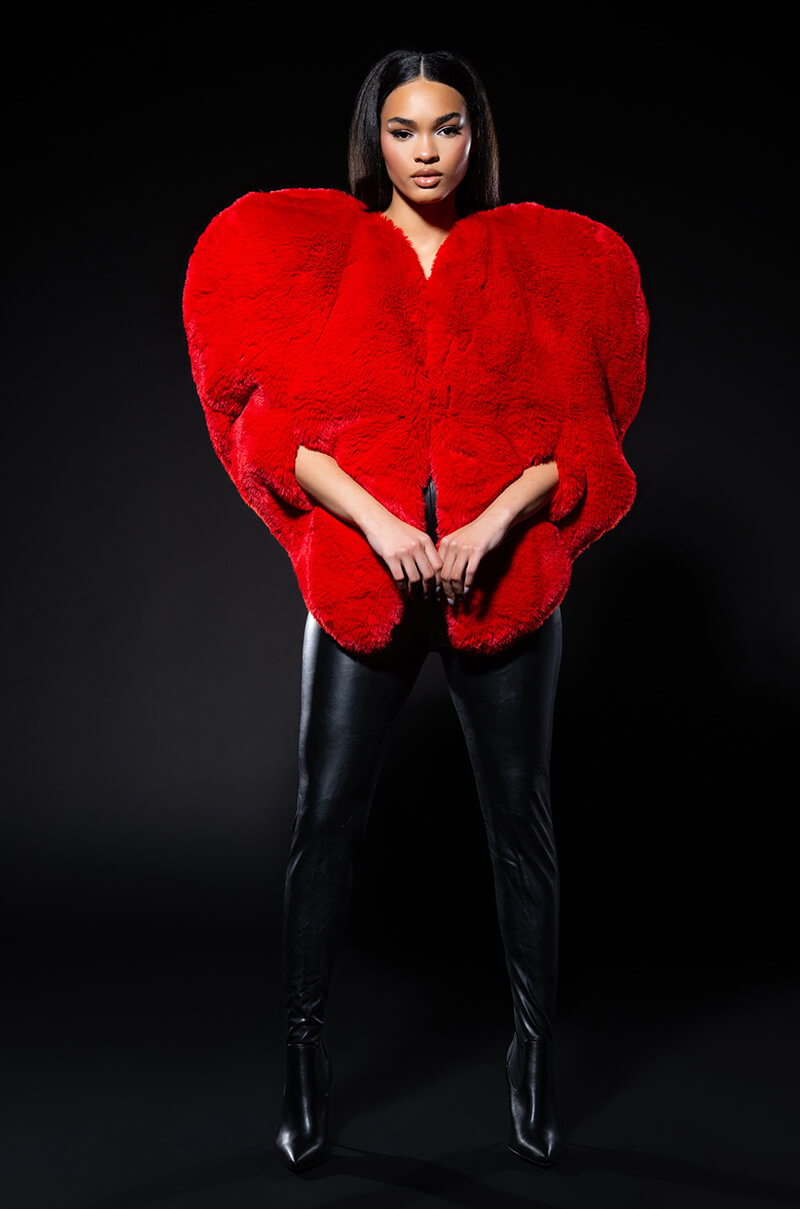 STAR CROSSED LOVER FAUX FUR HEART VEST