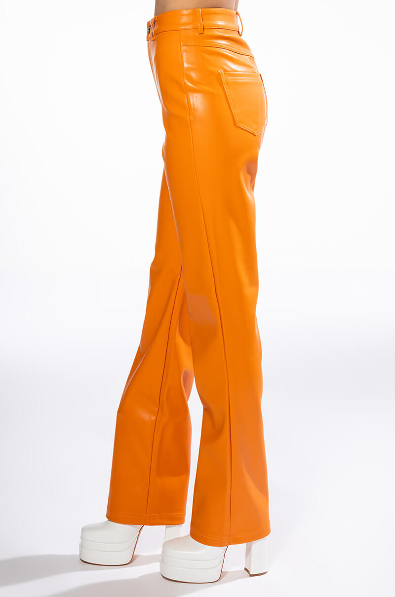 TE QUIERO HIGH RISE VEGAN LEATHER STRAIGHT LEG PANTS