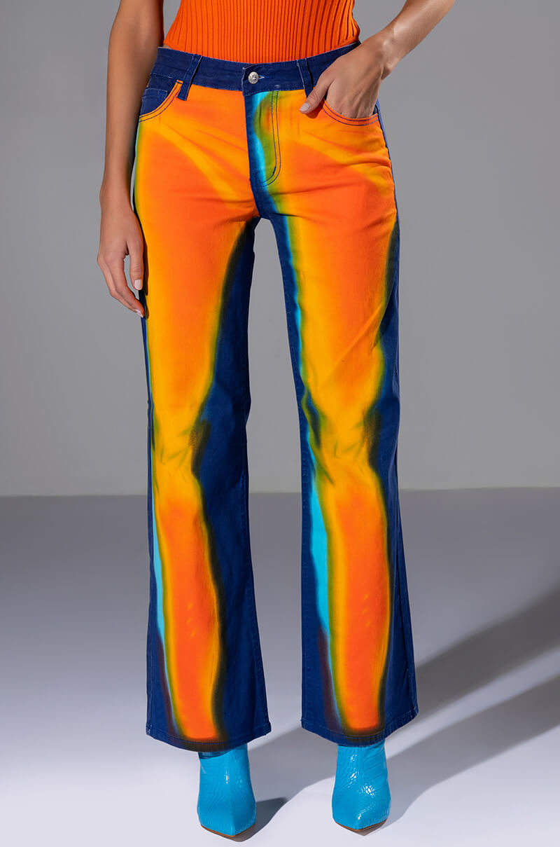 TEMPERATURE RISING RELAXED JEANS