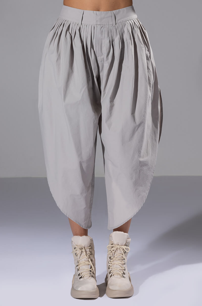 TRE CHIC CROPPED OVERSIZED PANTS